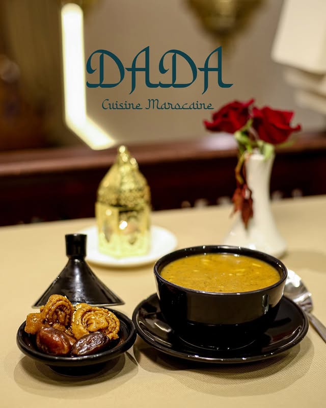 Harira, chebakia et dattes à la lueur des lanternes